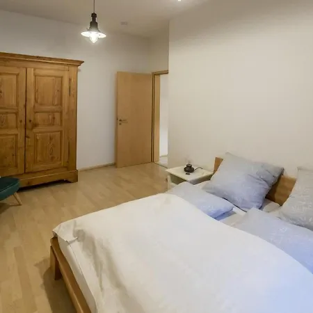 Apartment Opal